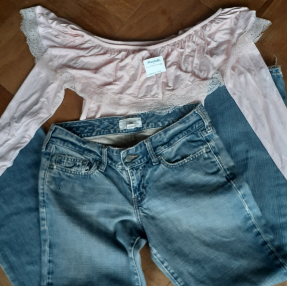 Abercrombie and Fitch wide legs w/pink top